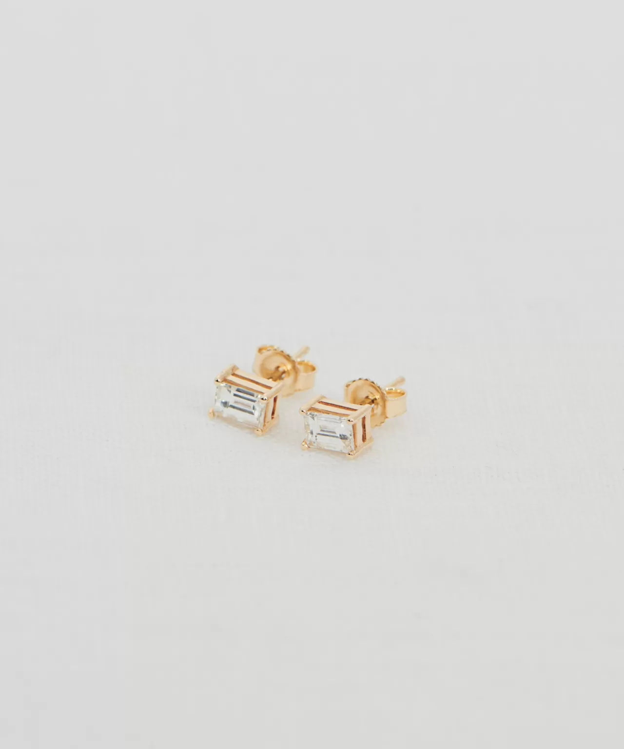 Jenni Kayne Ivy Emerald Cut Studs