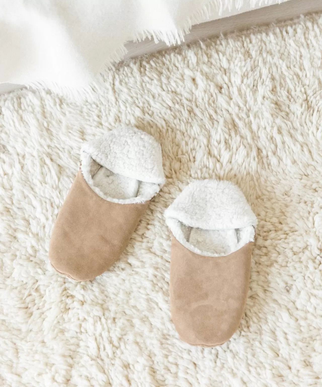 Kids Jenni Kayne Suede Moroccan Slipper